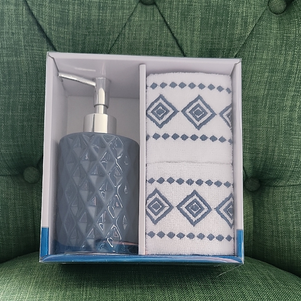 Blue Geometric Soap Dispenser and Towel Set